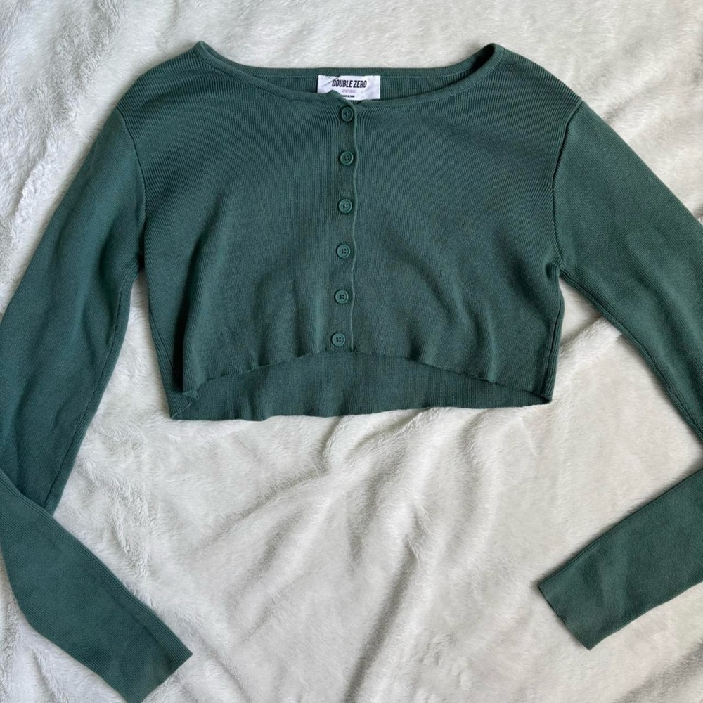 dark green cropped button up sweater
